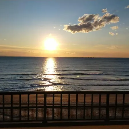 In Storica Sul Mare Per 8/10 Persone *